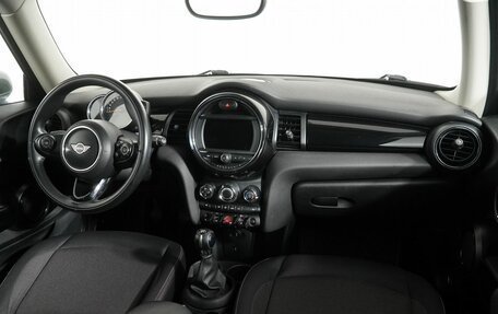 MINI Hatch, 2020 год, 1 990 000 рублей, 14 фотография