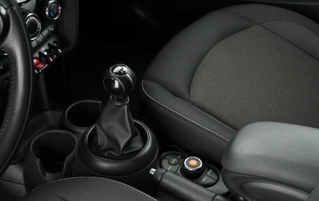MINI Hatch, 2020 год, 1 990 000 рублей, 21 фотография