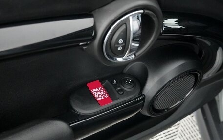 MINI Hatch, 2020 год, 1 990 000 рублей, 18 фотография