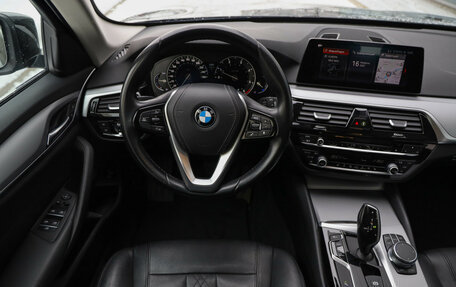 BMW 5 серия, 2019 год, 2 849 000 рублей, 11 фотография