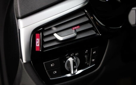 BMW 5 серия, 2019 год, 2 849 000 рублей, 21 фотография