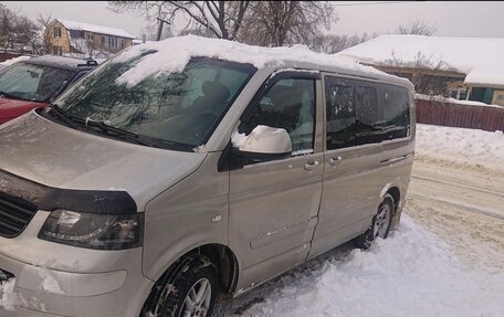 Volkswagen Multivan T5, 2003 год, 800 000 рублей, 1 фотография