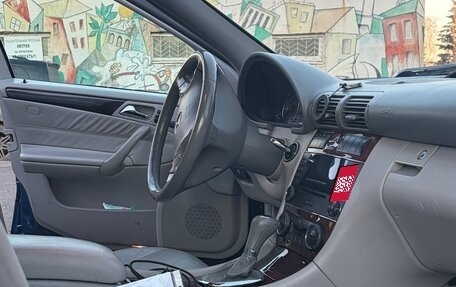 Mercedes-Benz C-Класс, 2006 год, 950 000 рублей, 1 фотография