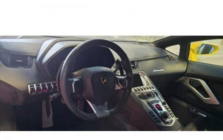 Lamborghini Aventador I рестайлинг, 2020 год, 590 000 рублей, 5 фотография