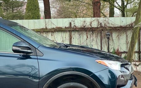 Toyota RAV4, 2018 год, 2 300 000 рублей, 16 фотография