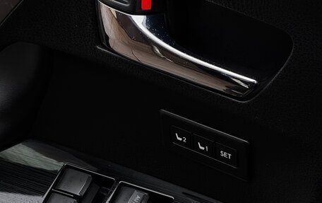 Toyota RAV4, 2018 год, 2 300 000 рублей, 30 фотография