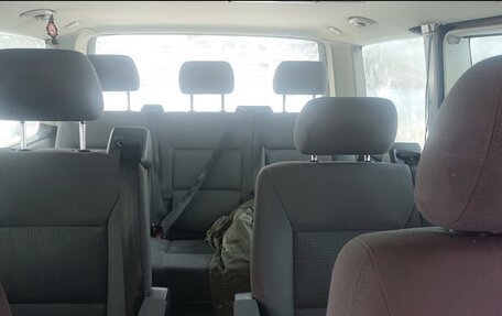 Volkswagen Multivan T5, 2003 год, 800 000 рублей, 11 фотография