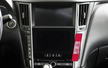 Infiniti Q50 I рестайлинг, 2015 год, 1 780 000 рублей, 13 фотография