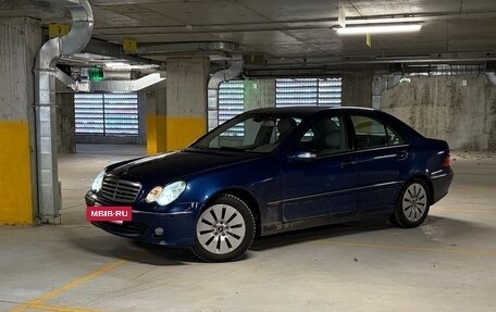 Mercedes-Benz C-Класс, 2006 год, 950 000 рублей, 5 фотография