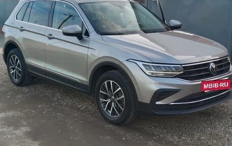 Volkswagen Tiguan II, 2021 год, 3 320 000 рублей, 9 фотография