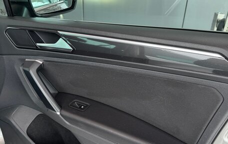 Volkswagen Tiguan II, 2017 год, 2 000 000 рублей, 10 фотография