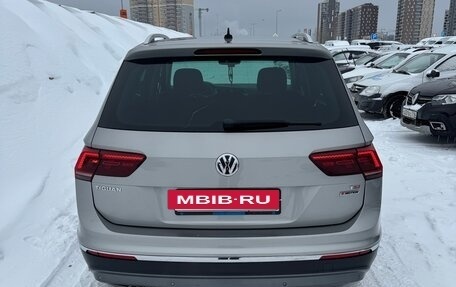 Volkswagen Tiguan II, 2017 год, 2 000 000 рублей, 4 фотография
