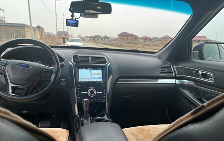 Ford Explorer VI, 2017 год, 3 000 000 рублей, 6 фотография