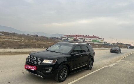 Ford Explorer VI, 2017 год, 3 000 000 рублей, 2 фотография