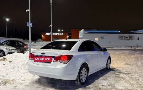Chevrolet Cruze II, 2012 год, 850 000 рублей, 4 фотография
