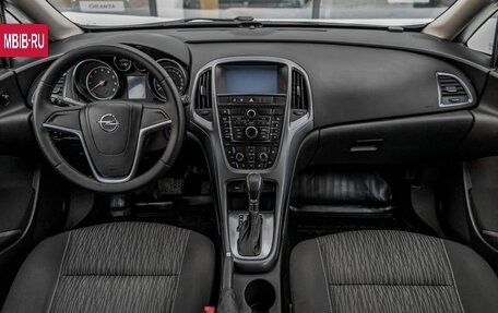 Opel Astra J, 2013 год, 806 800 рублей, 7 фотография