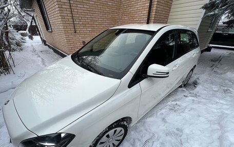 Mercedes-Benz B-Класс, 2012 год, 1 500 000 рублей, 7 фотография