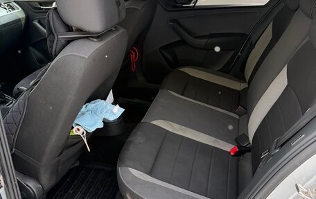 Skoda Rapid I, 2018 год, 981 000 рублей, 7 фотография