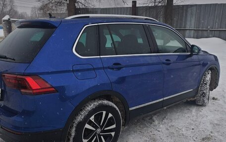 Volkswagen Tiguan II, 2019 год, 2 929 000 рублей, 4 фотография