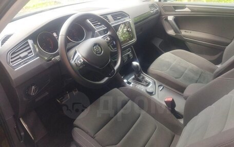 Volkswagen Tiguan II, 2019 год, 2 929 000 рублей, 17 фотография