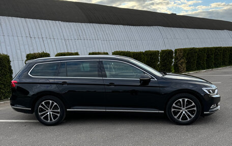 Volkswagen Passat B8 рестайлинг, 2019 год, 1 950 000 рублей, 3 фотография