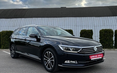 Volkswagen Passat B8 рестайлинг, 2019 год, 1 950 000 рублей, 7 фотография