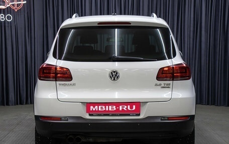 Volkswagen Tiguan I, 2015 год, 1 698 000 рублей, 6 фотография