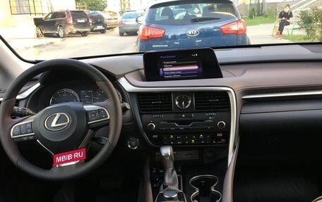 Lexus RX IV рестайлинг, 2018 год, 4 550 000 рублей, 4 фотография