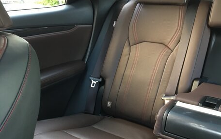 Lexus RX IV рестайлинг, 2018 год, 4 550 000 рублей, 5 фотография