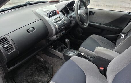 Honda Fit III, 2003 год, 370 000 рублей, 10 фотография