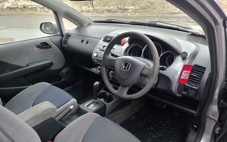 Honda Fit III, 2003 год, 370 000 рублей, 9 фотография