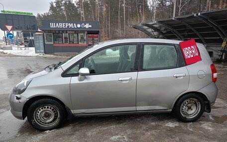 Honda Fit III, 2003 год, 370 000 рублей, 4 фотография