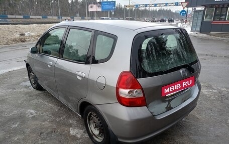 Honda Fit III, 2003 год, 370 000 рублей, 3 фотография