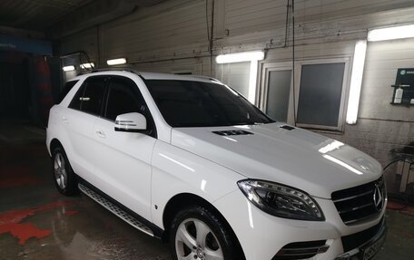 Mercedes-Benz M-Класс, 2015 год, 3 200 000 рублей, 12 фотография