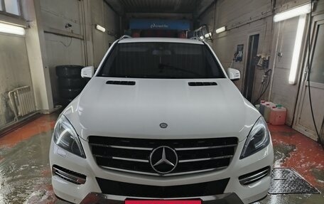 Mercedes-Benz M-Класс, 2015 год, 3 200 000 рублей, 13 фотография