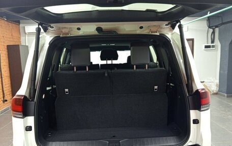 Toyota Land Cruiser, 2024 год, 16 000 000 рублей, 9 фотография