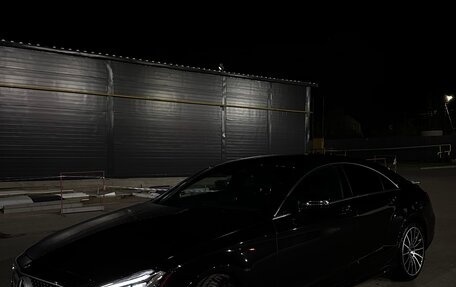 Mercedes-Benz CLS, 2017 год, 2 500 000 рублей, 7 фотография