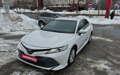 Toyota Camry, 2019 год, 1 640 000 рублей, 1 фотография