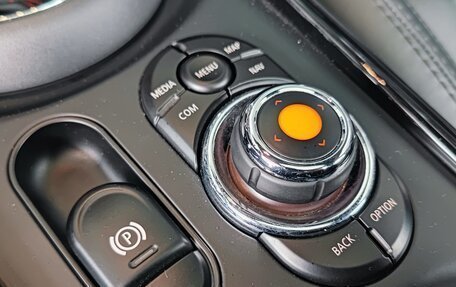 MINI Clubman, 2019 год, 3 250 000 рублей, 20 фотография