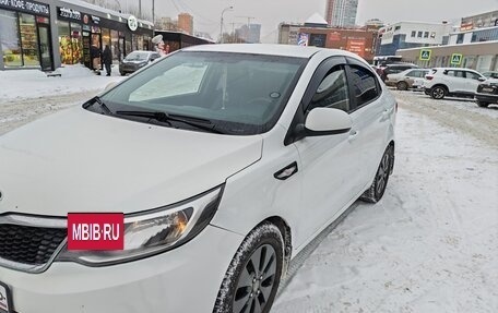 KIA Rio III рестайлинг, 2015 год, 820 000 рублей, 2 фотография