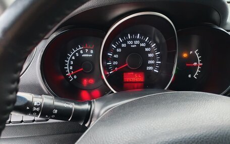 KIA Rio III рестайлинг, 2015 год, 820 000 рублей, 10 фотография