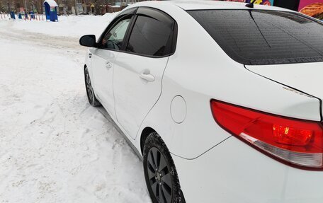 KIA Rio III рестайлинг, 2015 год, 820 000 рублей, 8 фотография