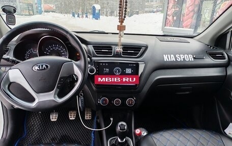 KIA Rio III рестайлинг, 2015 год, 820 000 рублей, 12 фотография