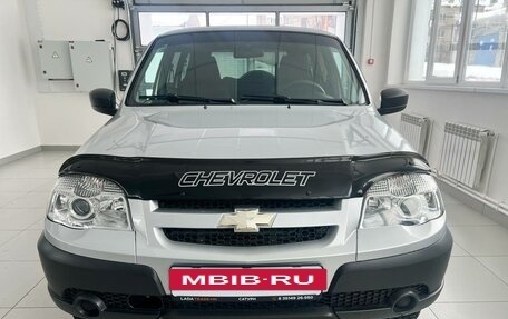 Chevrolet Niva I рестайлинг, 2018 год, 700 000 рублей, 2 фотография