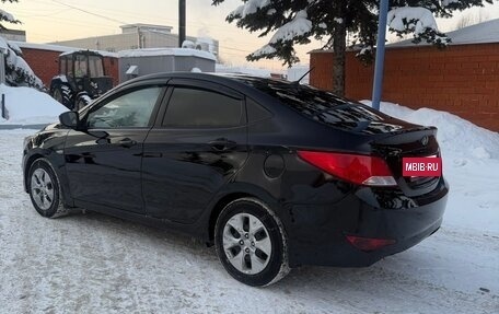 Hyundai Solaris II рестайлинг, 2016 год, 625 000 рублей, 2 фотография