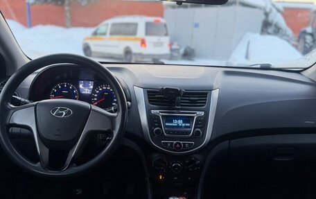 Hyundai Solaris II рестайлинг, 2016 год, 625 000 рублей, 12 фотография