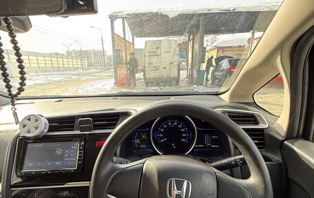 Honda Fit III, 2014 год, 900 000 рублей, 11 фотография