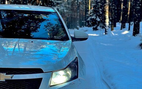 Chevrolet Cruze II, 2012 год, 530 000 рублей, 3 фотография