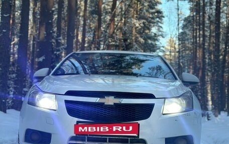 Chevrolet Cruze II, 2012 год, 530 000 рублей, 2 фотография