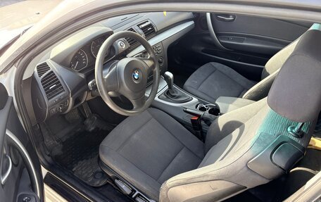 BMW 1 серия, 2010 год, 800 000 рублей, 15 фотография